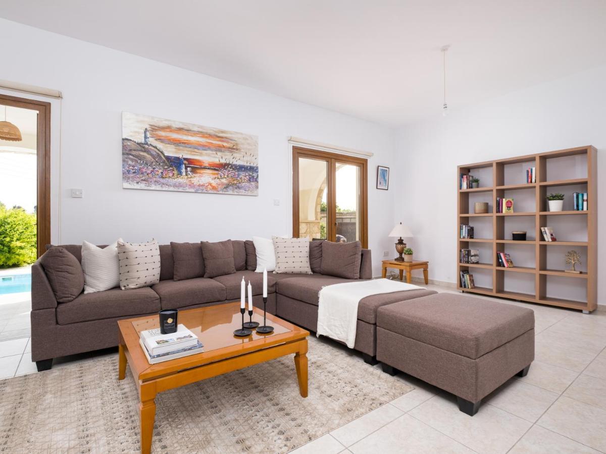 Almond Grove Luxury Villa Wprivate Pool Simou Екстериор снимка