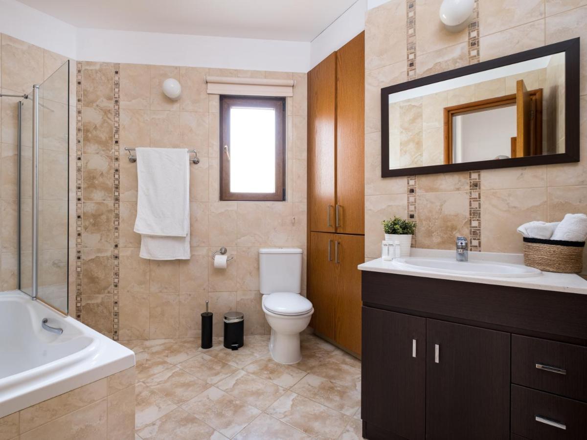 Almond Grove Luxury Villa Wprivate Pool Simou Екстериор снимка
